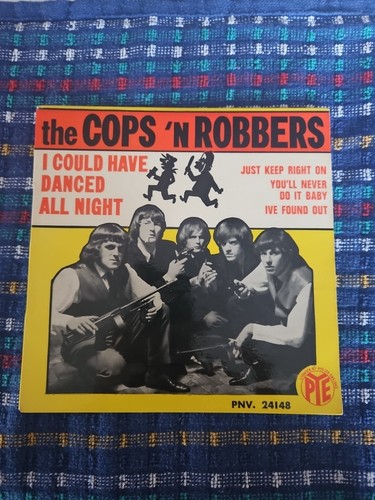 Collector the cops robbers - collector,
