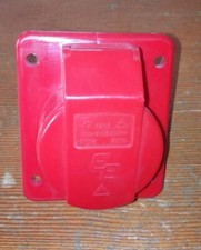 Sortie Femelle Cee Triphasé 3