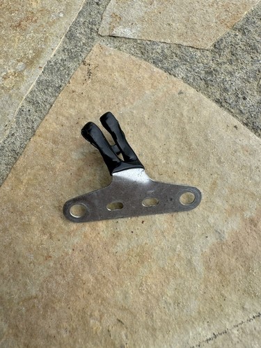 Attache câble gaine - câble,