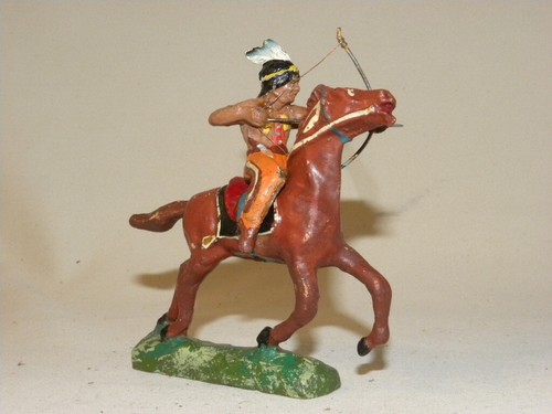 Figurine composition solido - en,