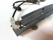 Leve vitre electrique arriere droit NISSAN SUNNY 3 8073052C07