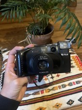 Appareil photo argentique Fuji Zoom 90 (objectif 38–85mm)