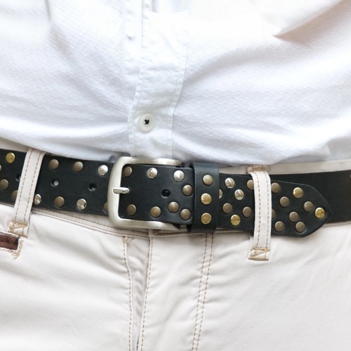 Ceinture cloutée cuir noir - en,