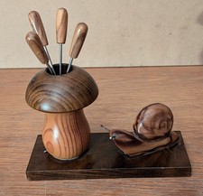 Ancien PORTE PIQUES ESCARGOT