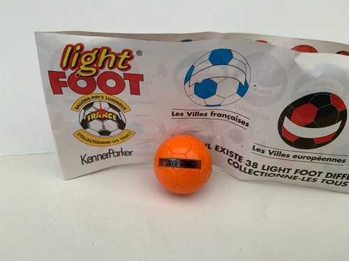 Ballon pin lumineux - pin's,