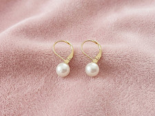 Boucles d’oreilles dormeuses