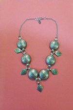 Collier de créateur signé SCOOTER Paris style ethnique croix