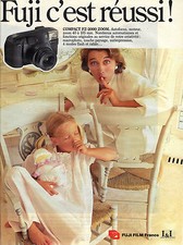 PUBLICITE ADVERTISING  1990  FUJI   appareil photo compact FZ 200 ZOOM