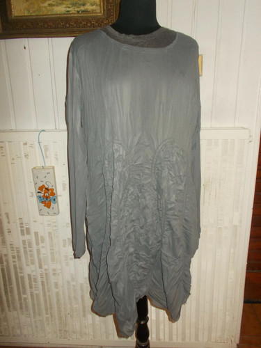 Robe destructuré superposé