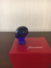 Chouette couleur bleue foncé