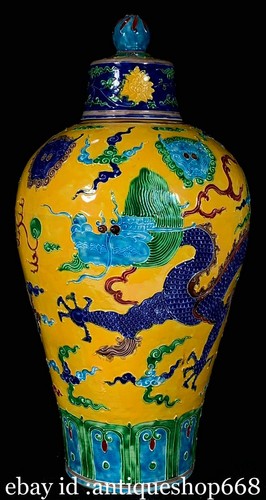 Vieux vase de - de, bouteille
