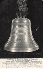 CP BENEDICTION CLOCHE EGLISE FORMENTIN - 83500