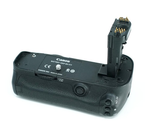 Canon e11 oem - battery, grip