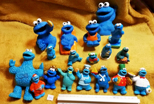 Lot b56 figurines - 18, &