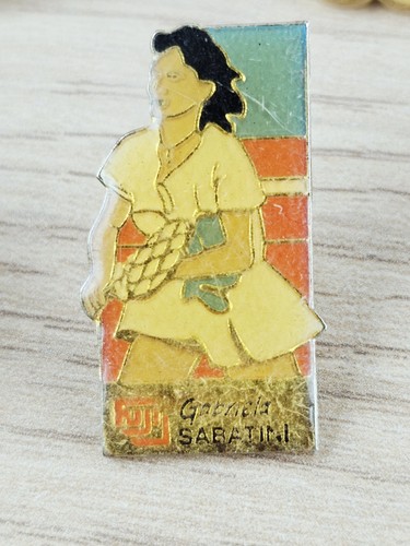 Pin pins figurine - pin's,