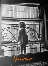 FILLE BALCON -ARCHITECTURE- FER FORGE/PHOTO URBAINE- NEGATIFSORIGINAL 50s CIRCA