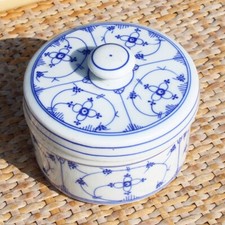 Ancien sucrier en porcelaine