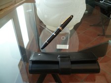 MONTBLANC "TRAVELLER" 147 Très bon  état . Avec son étui cuir Très bon état.