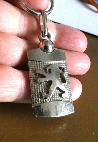 Porte clé métal - , automobile