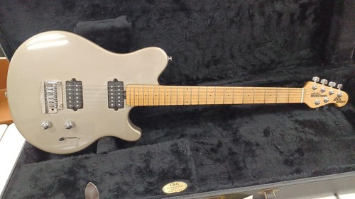 Music man axis - axis, sport