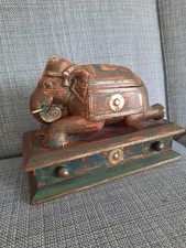 Éléphants En Bois Sculpté