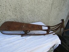 ancienne voiture à pedales