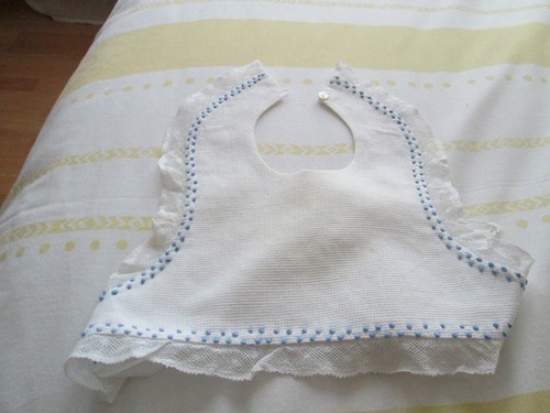 Bavoir ancien pour bébé - , ou