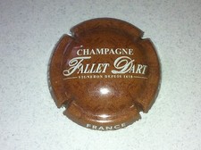 Capsule de Champagne FALLET-DART (18. marron et crème)