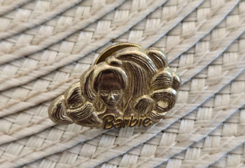 Pin jouet vintage barbie - pin's,