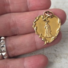 Pendentif Médaille Vierge
