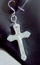 boucles d oreilles fantaisies pendantes croix légères crochet couleur argent