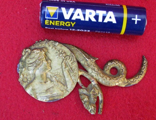 Broche art nouveau - art, signée