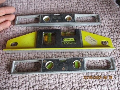 Ancien niveau aluminium - ancien,