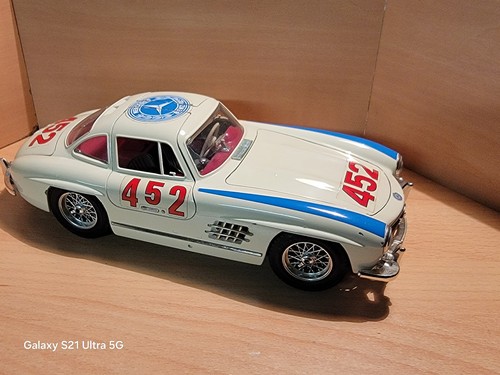 Mercedes 300 1954 burago - 300,