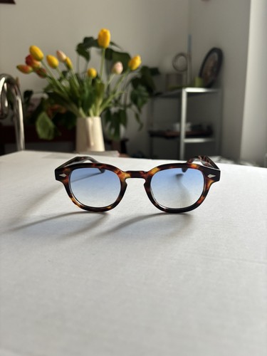 Lunette soleil moscot style - de,