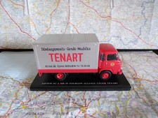 SAVIEM SG4 MB59 Fourgon Alliage Léger Ténart IXO pour Hachette 1/43 sur socle