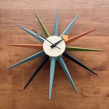 Horloge murale multicolore Vitra Design Museum George Nelson Sunburst milieu ...