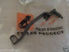 PEDALE DE FREIN A DROITE