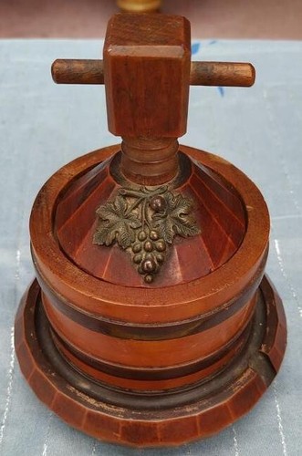 Petite boîte décorative - , en