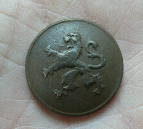 Gros bouton militaire belge