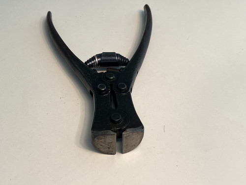 Outils ancien tenaille vintage - outils,