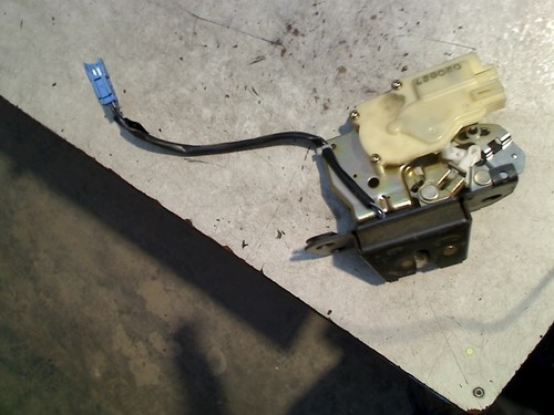 Serrure coffre honda civic - serrure,