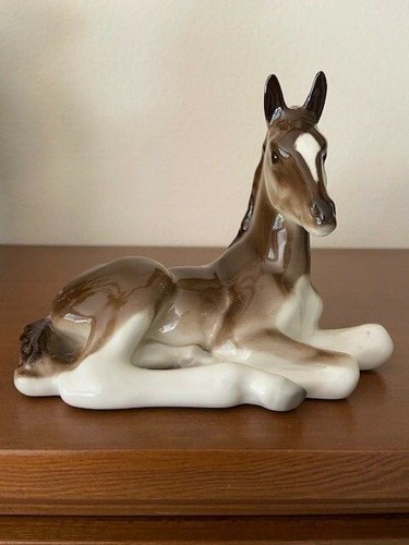 Beautiful vtg hand painted - vtg,