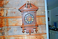 Horloge ancienne Forêt Noire fin XIXème - Pendule en bois.   