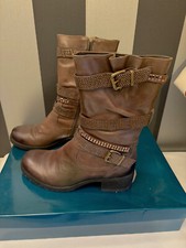 MAM'ZELLE  bottes marron  en cuir pointure 40