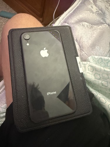 Iphone 64gb black works - iphone, xr