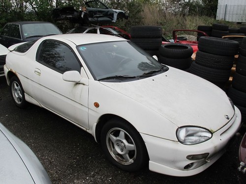 Mazda 8l v6 pièces - ec,