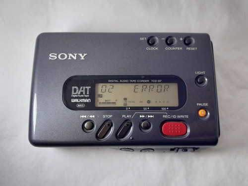 Sony dat digital audio tape - dat,