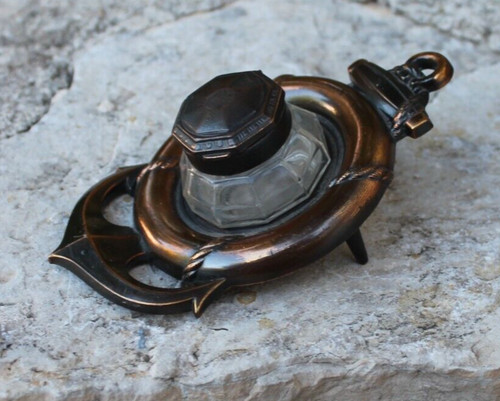 Ancien encrier décor de - encrier, a