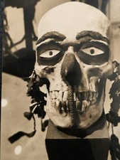 Photo vintage masque africain Dan vaudou africanisme cabinet de curiosité